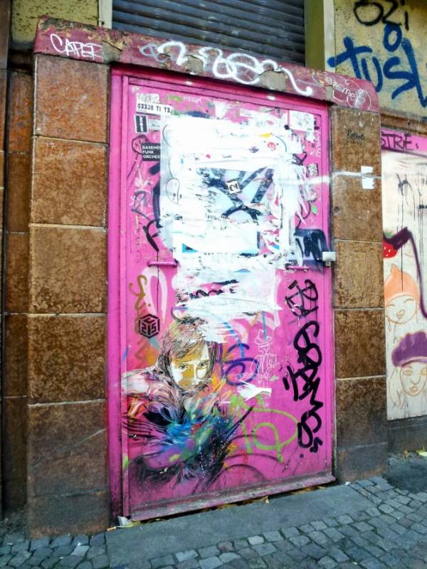 cc: vidos - www.street-art-avenue.com