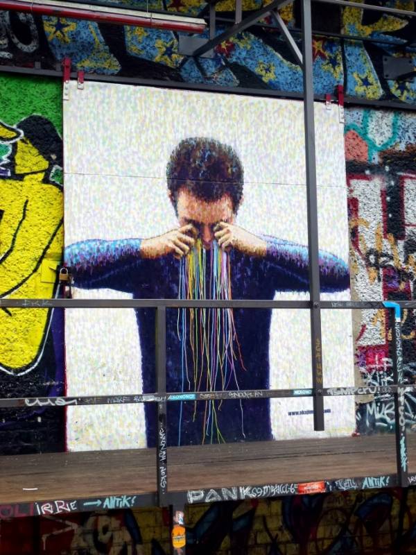 cc: vidos - www.street-art-avenue.com