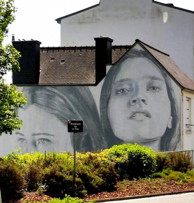 RONE, Vannes (FR) // photo @vidos - street-art-avenue