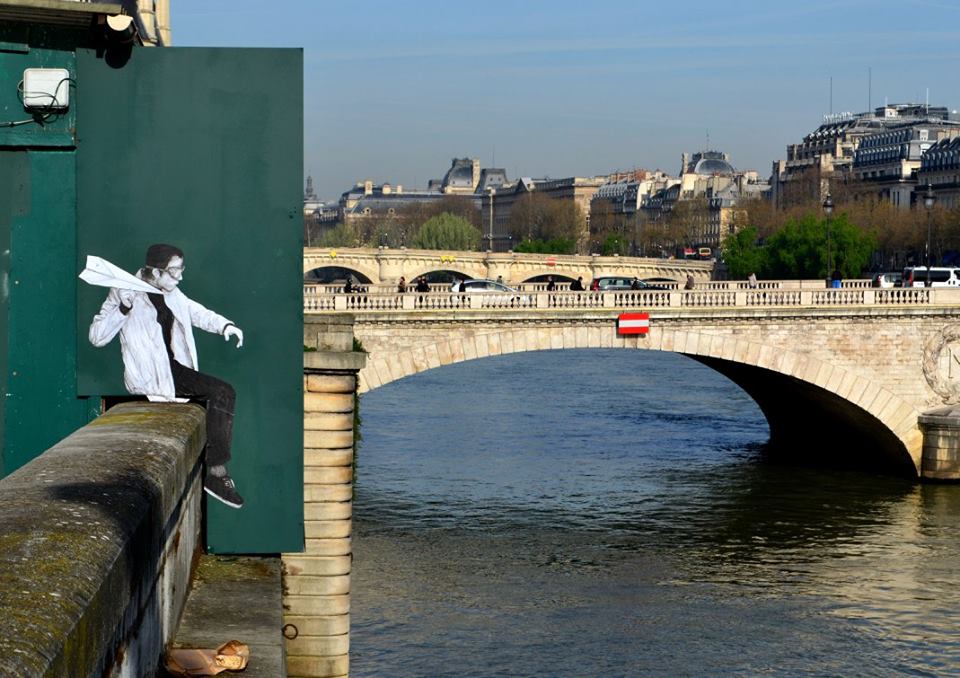 1 Quai De La Corse 75004 Paris Levalet /// "Crash Test" sur le Quai de la Corse, Paris