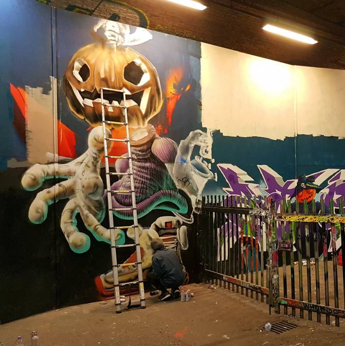 graffiti - leak street - waterloo - londres