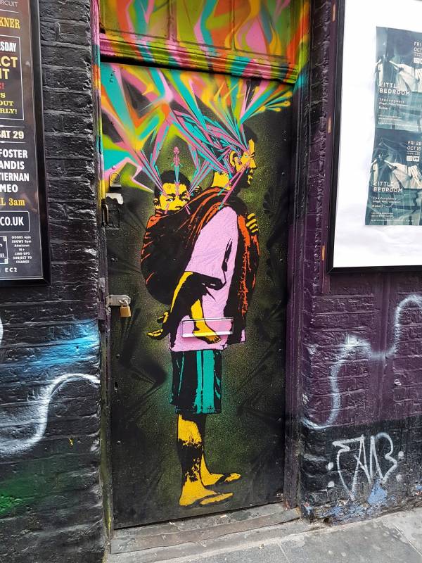 stinkfsih - street art - shoreditch - london