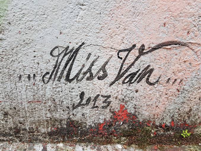miss van - ciro schu - street art - beco do batman - vila madalena - sao paulo
