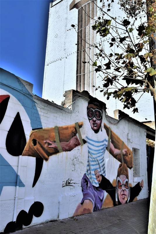 manumanu - steet art - barcelone