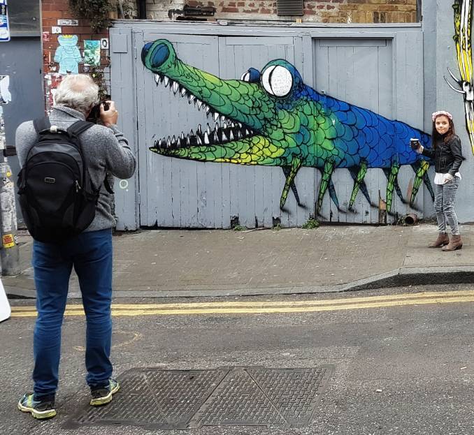 bault - street art - hanbury street - brichlane - shoreditch - londres
