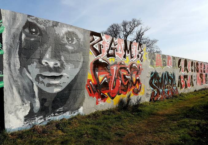 street art - vannes - marie - lycée saint joseph