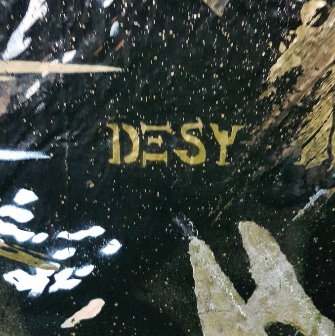 desy - street art - collage - pochoir - vannes