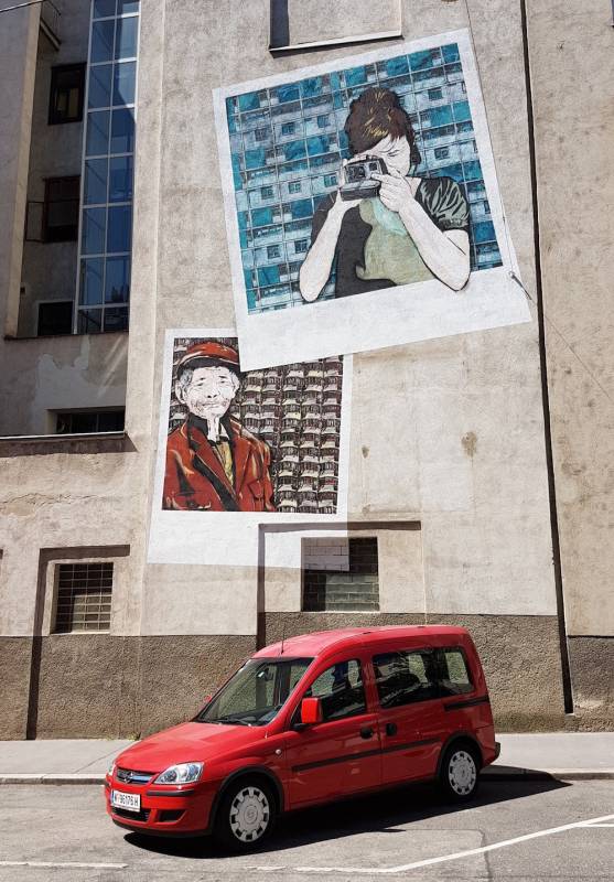 jana and js - street art avenue - hornbostelgasse - vienne - autriche
