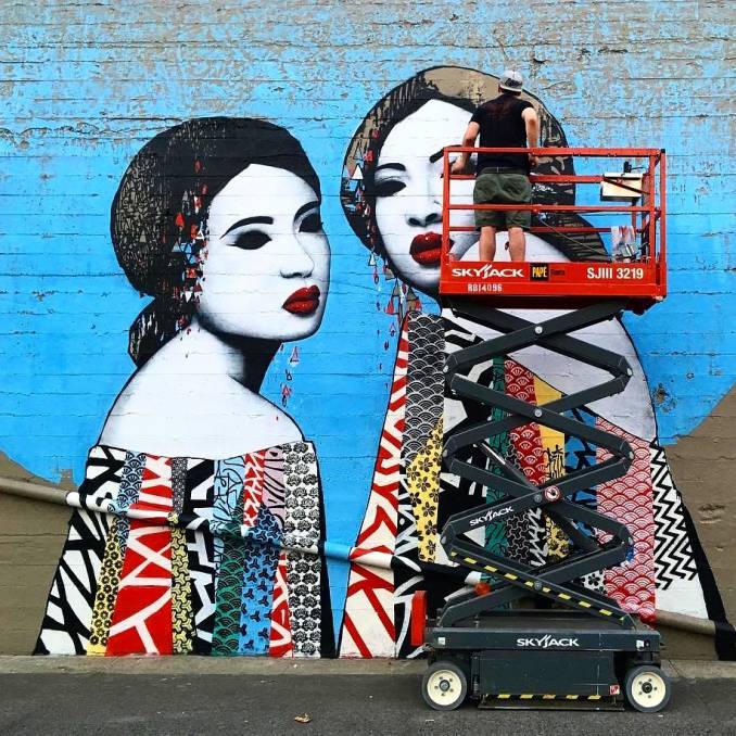 street-art-avenue-mosaic-blue-hush-eugene-oregon