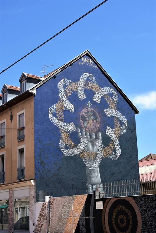 snek - street art - grenoble