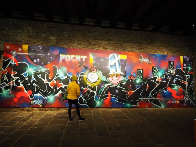 les gens - rwick - hors cadre - street art avenue - vannes