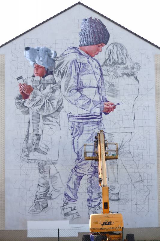 fintan magee - wall street art festival - savigny-le-temple