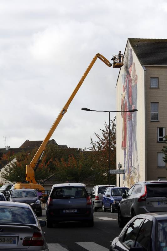 fintan magee - wall street art festival - savigny-le-temple