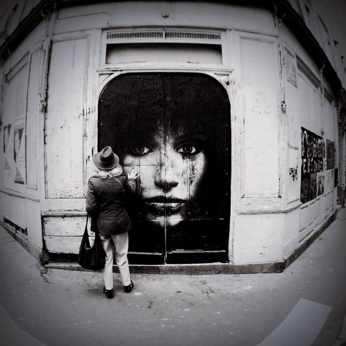 softtwix - street art - mosaic street art avenue - black and white - paris