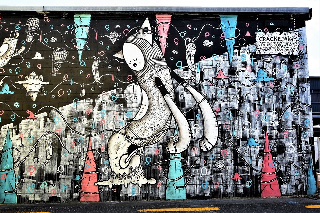 cracked ink - street art - taupo